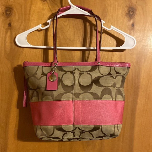 Coach Purse - Picture 3 of 15